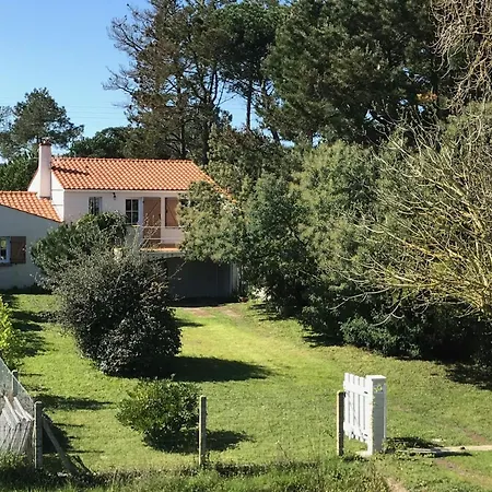 Hébergement de vacances Maison Familiale Avec Jardin, à 1km De La - Fr-1-194-308