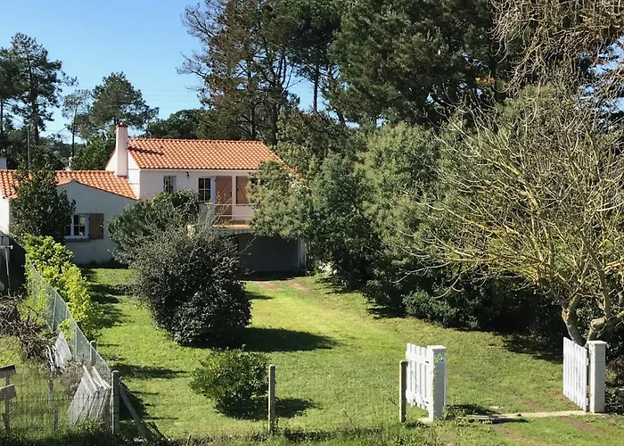 Hébergement de vacances Maison Familiale Avec Jardin, à 1km De La - Fr-1-194-308